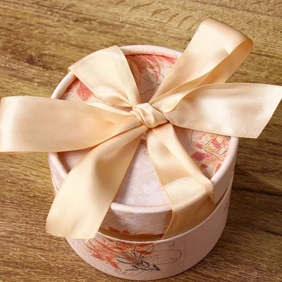 Tubo elegante personalizado com fita para embalagem de presente Tubo de embalagem para doces de casamento